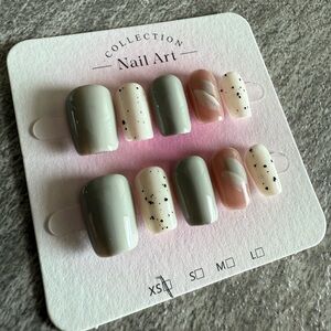 Stylish Gray and Pink Nail Press On Nail Extra Small